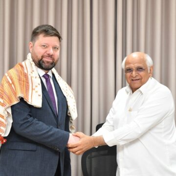 Gujarat-CM-Russia-Envoy-1 Gujarat, Russia Explore Strategic Partnership in Maritime, Shipbuilding and Education Sectors