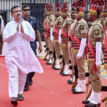 PTI05_11_2026_000129A Suvendu Adhikari Urges Bengal Police to Hand Over Suspected Infiltrators Directly to BSF, Sparks Political Debate