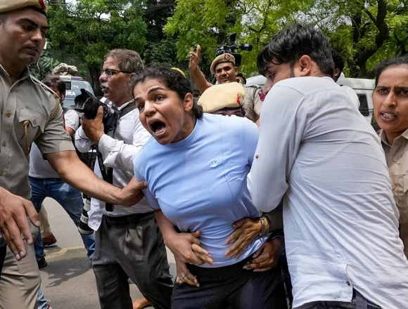 sakshi-protest-1200-sixteen_nine Sakshi Malik Alleges WFI Deliberately Blocking Vinesh Phogat’s Comeback, Seeks Intervention from Prime Minister