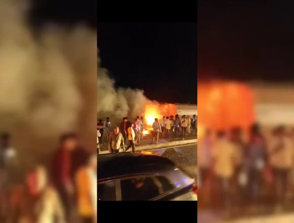 Four Passengers Burned to Death After Luxury Bus Collides with Tanker on Gujarat Highway