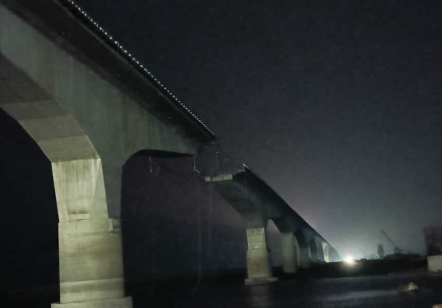 Vikramshila Bridge Collapse in Bihar: Midnight Structural Failure Disrupts Lifeline Across Ganga, No Casualties Reported