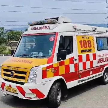 1395654-0o0p Kerala Man Dies After Ambulance Delay Caused by Massive Traffic Congestion on Attappady Ghat Road