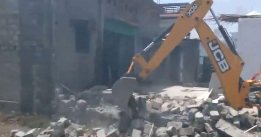 14uttarakhand-demolition Dehradun Tensions Escalate After BJP Worker’s Murder as Authorities Demolish Accused’s Residence
