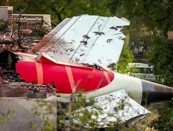 Air India Boeing 787 Crash Raises Fresh Safety Concerns as Pilot Body Highlights Earlier Technical Issues