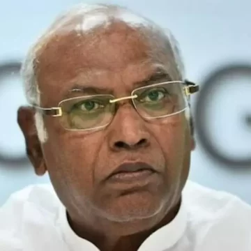1549860-mallikarjun-kharge-pti Mallikarjun Kharge Re-Elected to Rajya Sabha, Takes Oath as Upper House Member