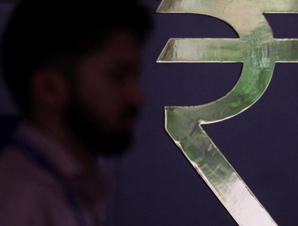 Rupee Slips 7 Paise to 94.58 Against US Dollar in Early Trade Amid Weak Market Sentiment