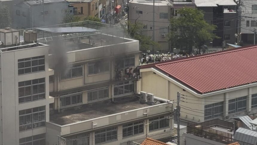 2026-06-19T065014Z_1536980146_RC2UWLAXKPQB_RTRMADP_3_JAPAN-SCHOOL-FIRE Fire Erupts at Tokyo Elementary School, One Injured as Emergency Teams Rush to Contain Blaze
