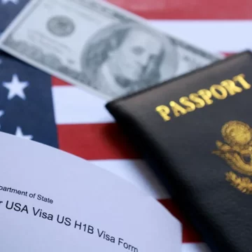 US Court Blocks Proposed $100,000 H-1B Visa Fee, Bringing Relief to Indian Professionals