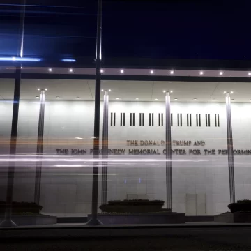 260611-jfk-kennedy-center-donald-trump-president-renaming-performing-arts-es Trump Name Removal at Kennedy Center Faces Delays, Sparking Criticism and Transparency Questions