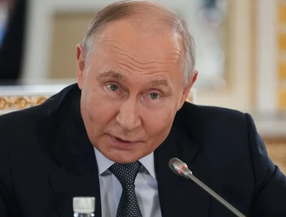 AA24SP6N Putin Defends India-Russia Partnership, Rejects Western Pressure on New Delhi