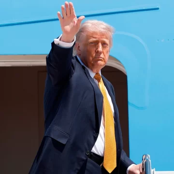 Trump Draws Firm Red Line on Iran, Warns Any U.S. Troop Deaths Could Trigger Rapid Return to War