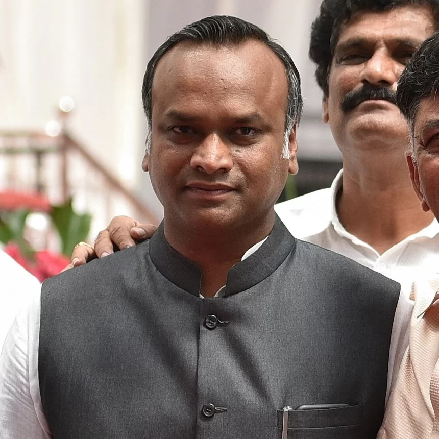 Priyank-Kharge--Arijit-Sen-HT-Photo-_1781291640215_1781315315844_dc99231c-50d5-40f2-9e91-58d8da19d48f Karnataka Government Awaits SIT Response as Fresh Allegations Deepen Dharmasthala Investigation