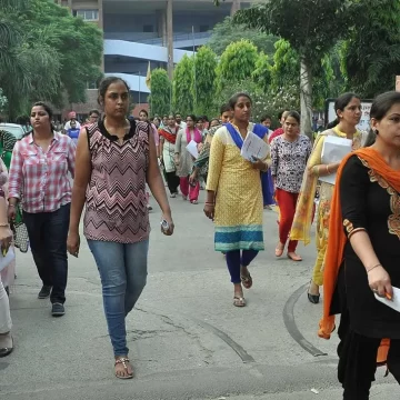 Maharashtra TET 2026 Postponed Hours Before Examination Amid Alleged Question Paper Leak