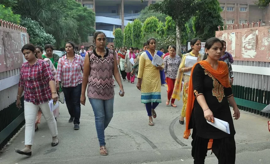 Maharashtra TET 2026 Postponed Hours Before Examination Amid Alleged Question Paper Leak