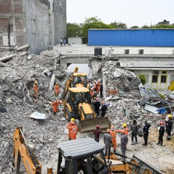 deccanherald_2026-05-31_8u7nhwbu_file862yiec7pwgc6n8clkz Delhi Building Collapse Raises Safety Concerns After Unauthorized Floor Additions