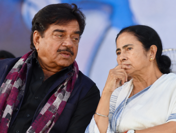 Shatrughan Sinha Dismisses Exit Rumours, Reaffirms Loyalty to Mamata Banerjee and TMC