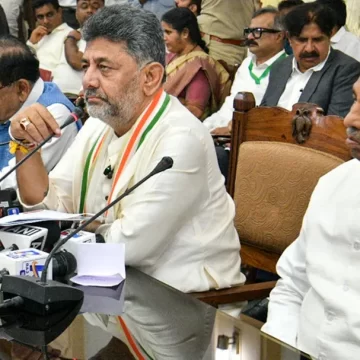 DK Shivakumar Takes Charge as Karnataka Chief Minister, Marking a New Political Chapter
