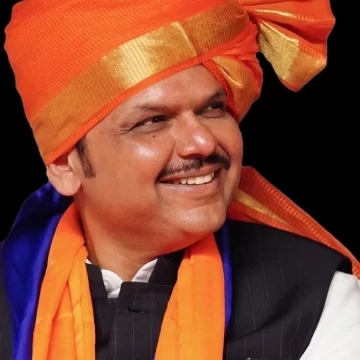 Maharashtra CM Devendra Fadnavis Unveils Grand Chhatrapati Shivaji Maharaj Statue at Navi Mumbai International Airport