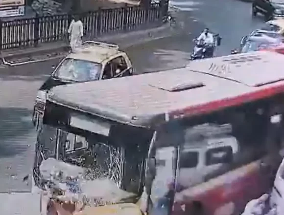 fhh1vt2s_one-killed-three-injured-as-best-bus-crashes-into-multiple-vehicles-in-mumbai_625x300_08_June_26 Mumbai BEST Bus Crash Leaves One Dead, Three Injured After Vehicle Rams Multiple Vehicles in Dadar