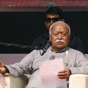 images (5) Mohan Bhagwat Responds to Priyank Kharge’s Open Letter, Says Hindu Dharma Cannot Be Registered Under Any Formal Framework