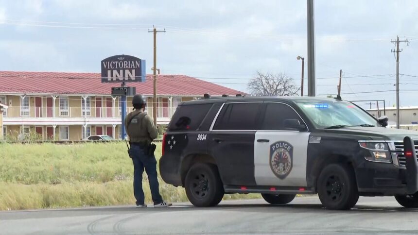 Wanted Fugitive Opens Fire in Texas, Leaving One Dead and Ten Injured Before Fatal Standoff