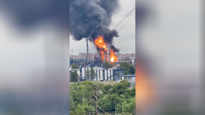 untitled-1-20260618042717437 Ukraine Strikes Moscow Oil Refinery Again as Zelensky Calls Attack a Justified Response to Russian Aggression