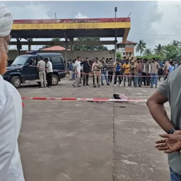 1707KSRTCBantwalMurder Woman Fatally Attacked at Karnataka Bus Stand; Police Launch Manhunt for Suspected Assailant