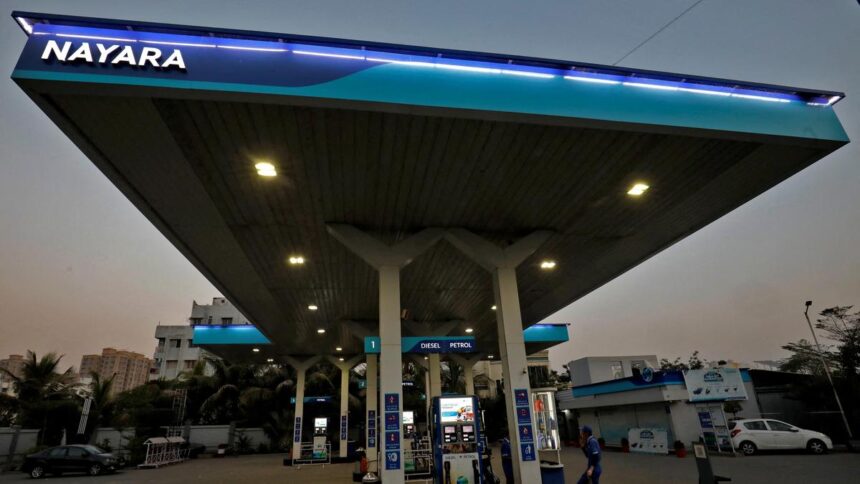 2025-07-25T084358Z_108349023_RC2OMX9T1A3B_RTRMADP_3_UKRAINE-CRISIS-RUSSIA-EU-NAYARA Nayara Energy Reduces Petrol and Diesel Prices as Global Oil Market Stabilises Amid West Asia Developments