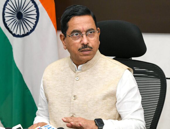 202510213548045-scaled Pralhad Joshi Given Additional Charge of Education Ministry Following Dharmendra Pradhan’s Resignation