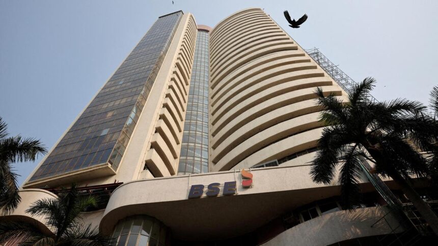 2026-04-24T064820Z_491845471_RC22QDATYC1Q_RTRMADP_3_INDIA-STOCKS-J-P-MORGAN Indian Stock Markets Slide as Rising Crude Oil Prices Trigger Broad-Based Selling Pressure