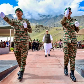 Rajnath Singh Warns Pakistan of Strong Response, Says Military and Terror Groups Cannot Be Viewed Separately