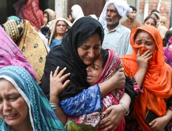 At Least 14 Children Killed After Tutoring Centre Roof Collapses in Eastern Pakistan