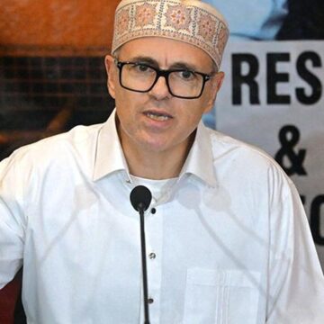 2col_with_pictuGRLG9KIPL.3.jpg Omar Abdullah Corrects J.P. Nadda on JKSSB Paper Leak Timeline, Seeks Update on High-Level Probe