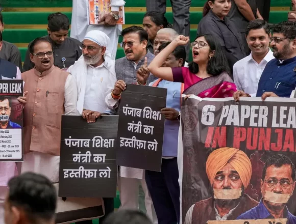 Delhi BJP Stages Protest, Demands Punjab Education Minister’s Resignation Over Alleged Examination Paper Leak Controversy