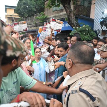 Mamata Banerjee Accuses BJP of Obstructing TMC Protest After Baruipur Rape-Murder Sparks Political Confrontation