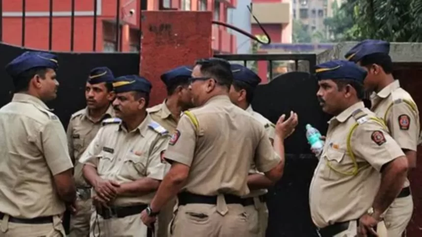 Mumbai Security Guard Arrested for Alleged Sexual Assault of Child in School Washroom; Probe Intensifies