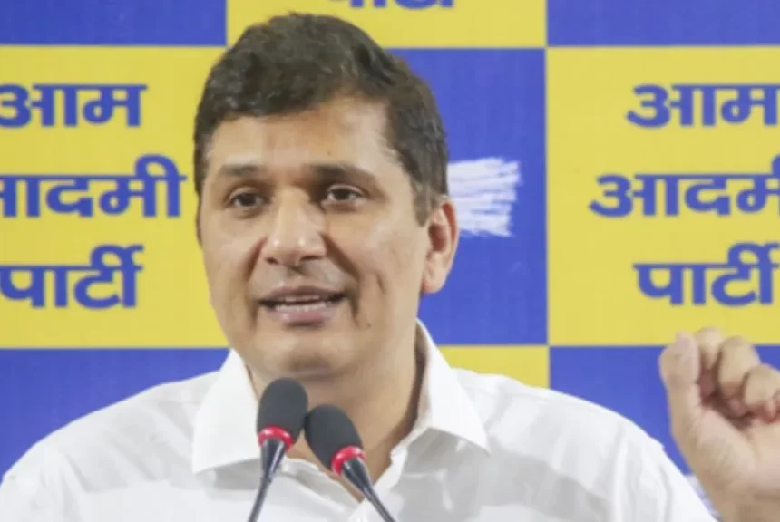 AAP Alleges Link Between Delhi Police Chief Appointment and Protest Crackdown, Sparks Political Row