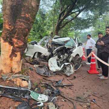 Four Young Men Killed After Car Slams Into Tree in Kerala’s Kannur; One Survivor Undergoing Treatment