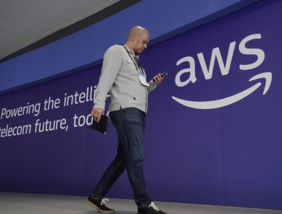 Amazon Surpasses Market Expectations as Cloud Business and AI Investments Drive Strong Growth