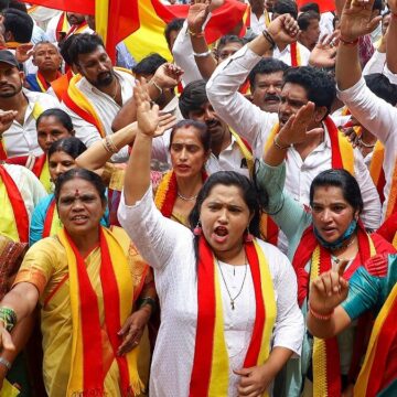 cauvery-water-sharing-protest-234618136-16x9 Farmers Protest Near KRS Dam Over Cauvery Water Release Order to Tamil Nadu
