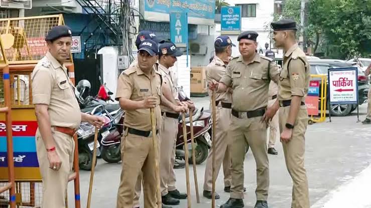 images (25) Suspended Badrinath Temple Committee Employee Arrested Over Alleged Donation Fund Theft