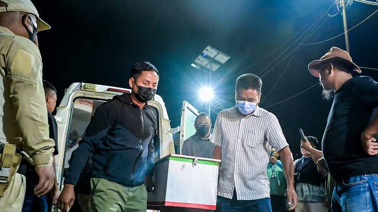 images (5) Manipur Police Arrest Couple in Connection with Killing of Six Naga Civilians Amid Ethnic Violence