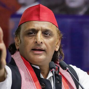 Akhilesh Yadav Slams Alleged Attack on Mahua Moitra, Accuses BJP of Encouraging Political Violence