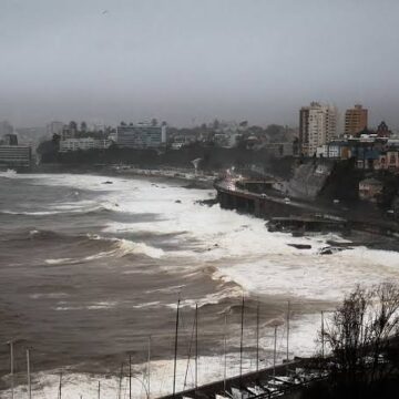 images (56) Chile Declares Emergency as Torrential Rains Kill 10 and Leave More Than 1,000 Homes Damaged