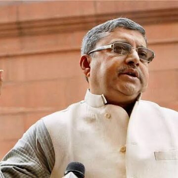 images (69) TMC MP Kalyan Banerjee Suspended from Lok Sabha Following Complaints Over Alleged Abusive Remarks