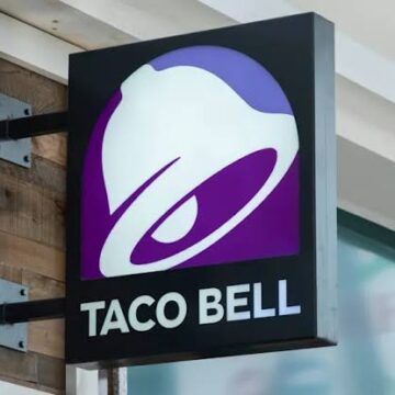 images (8) Taco Bell Lettuce Linked to Cyclospora Outbreak as US Health Officials Investigate More Than 4,300 Cases