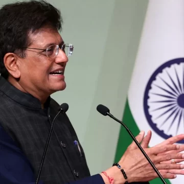 piyush-goyal-251205503-original-sixteen-to-nine Kerala Government Seeks Greater Administrative Freedom, Says Devaswom Minister Amid High Court Concerns