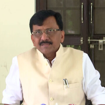 Sanjay Raut Alleges Closure of 2,000 Maharashtra Government Schools, Accuses Shinde Government of Education Sector Failures