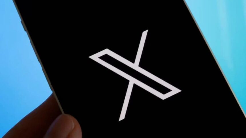 x_reuters_1724816938355 X Suffers Major Global Outage as Thousands of Users Report Timeline and Posts Failing to Load