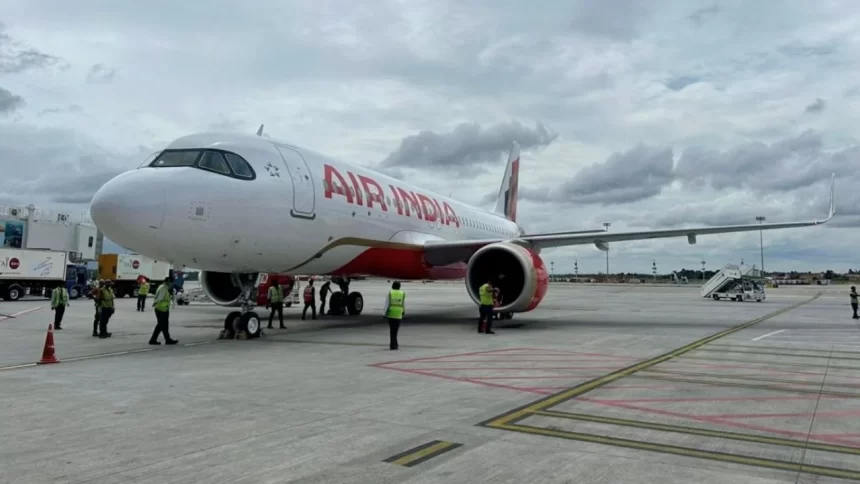 07bih454_plane_625x300_04_August_26 Two Air India Pilots Flagged in Drug Screening After Phuket-Delhi Flight Incident
